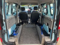 USED 2010 60 RENAULT KANGOO 1.6 EXTREME 16V 5d 105 BHP AUTOMATIC WAV with Air Con - Only 25K