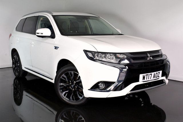 2017 17 Mitsubishi Outlander 2.0 PHEV 4H 5d 200 BHP