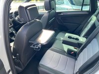 USED 2018 18 VOLKSWAGEN TIGUAN 2.0 R LINE TSI BMT 4MOTION DSG 5d 177 BHP Panoramic Sunroof + Navigation