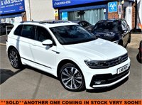 USED 2018 18 VOLKSWAGEN TIGUAN 2.0 R LINE TSI BMT 4MOTION DSG 5d 177 BHP Panoramic Sunroof + Navigation