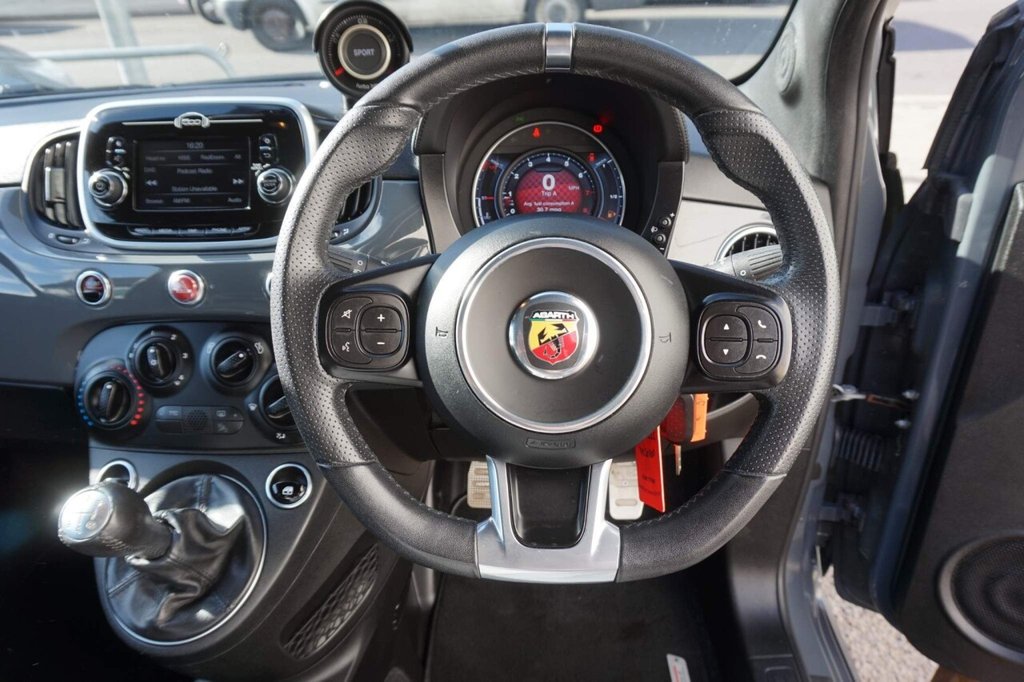 USED 2017 67 ABARTH 595 1.4 T-Jet Euro 6 3dr SERVICE HISTORY/LOW MILES!!