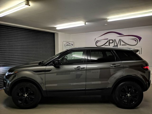 View our LAND ROVER RANGE ROVER EVOQUE