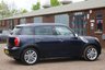 USED 2012 62 MINI COUNTRYMAN 1.6 COOPER 5d 122 BHP &pound;7,225 WORTH OF OPTIONAL EXTRAS!