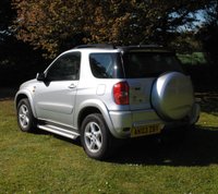 USED 2003 03 TOYOTA RAV4 2.0 NRG VVT-I 3d 146 BHP www.suffolkcarcentre.co.uk - Located at Ilketshall
