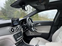 USED 2018 68 MERCEDES-BENZ GLA-CLASS 2.1 GLA 200 D SPORT PREMIUM PLUS 5d 134 BHP Electric Glass Sunroof Comand