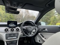 USED 2018 68 MERCEDES-BENZ GLA-CLASS 2.1 GLA 200 D SPORT PREMIUM PLUS 5d 134 BHP Electric Glass Sunroof Comand