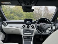 USED 2018 68 MERCEDES-BENZ GLA-CLASS 2.1 GLA 200 D SPORT PREMIUM PLUS 5d 134 BHP Electric Glass Sunroof Comand