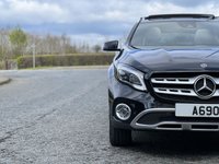 USED 2018 68 MERCEDES-BENZ GLA-CLASS 2.1 GLA 200 D SPORT PREMIUM PLUS 5d 134 BHP Electric Glass Sunroof Comand