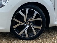 USED 2013 W VOLKSWAGEN BEETLE 1.6 DESIGN TDI BLUEMOTION TECHNOLOGY DSG 2d 104 BHP 