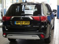 USED 2018 68 MITSUBISHI OUTLANDER 2.0 4 5d 148 BHP APP BASED SAT NAV LEATHER 7 SEATS