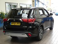 USED 2018 68 MITSUBISHI OUTLANDER 2.0 4 5d 148 BHP APP BASED SAT NAV LEATHER 7 SEATS