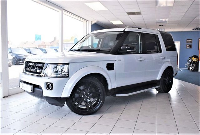 2016 66 Land Rover Discovery 4 3.0 SDV6 LANDMARK 5d 255 BHP VAT QUALIFYING