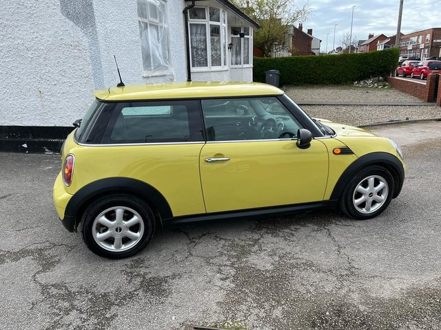2010 MINI HATCH ONE - Photo 5