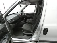 USED 2017 67 VAUXHALL COMBO 1.2 L1H1 2300 CDTI ECOFLEX TWIN SIDE DOORS & TAILGATE  1 OWNER FULL SERVICE HISTORY TWIN SIDE LOADING DOORS