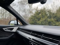 USED 2016 66 AUDI Q7 3.0 TDI QUATTRO S LINE 5d 269 BHP Audi Satellite Navigation 4WD