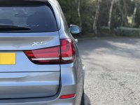 USED 2017 67 BMW X5 3.0 XDRIVE30D M SPORT 5d 255 BHP Camera Intelligent Safety