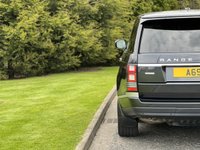 USED 2014 64 LAND ROVER RANGE ROVER 4.4 SDV8 AUTOBIOGRAPHY 5d 339 BHP Panoramic Glass Roof Dual TV