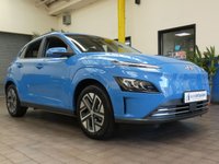 USED 2022 71 HYUNDAI KONA 0.0 PREMIUM 5d 135 BHP AN OPPORTUNITY TO SKIP WAIT-LIST FOR EXTREMELY POPULAR HYUNDAI KONA ALL ELECTRIC