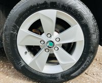 USED 2011 61 SKODA YETI 2.0 S TDI CR 4X4 5d 109 BHP *4x4*