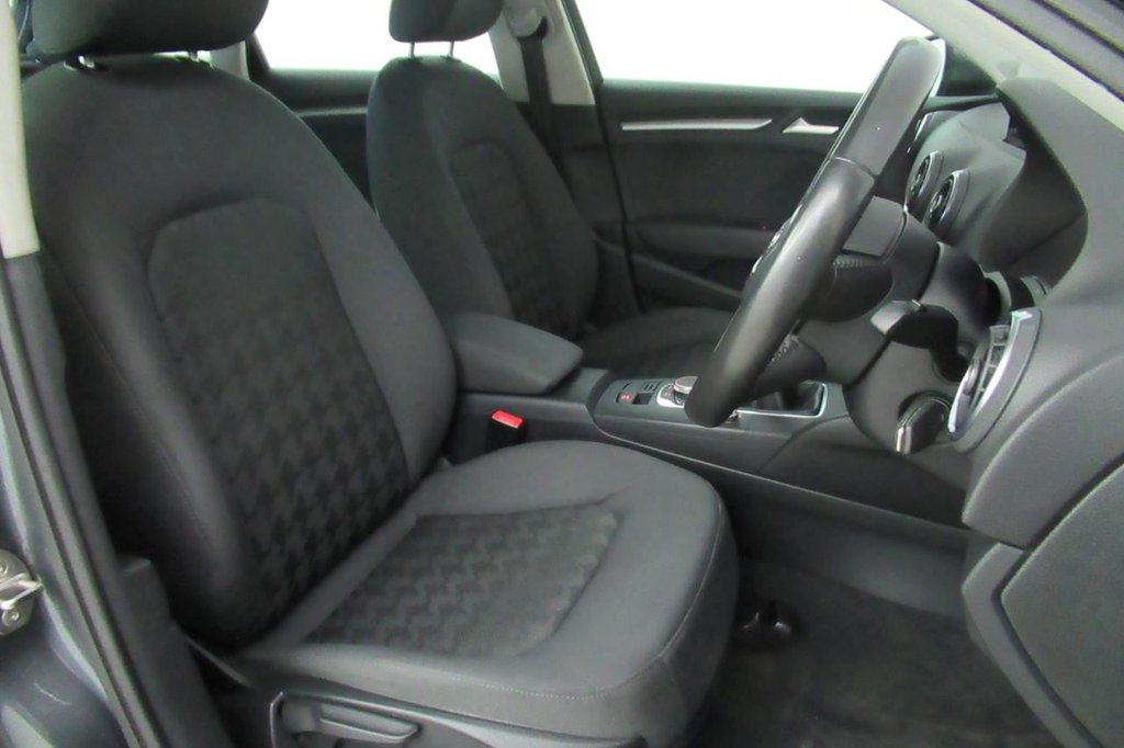 USED 2014 14 AUDI A3 1.6 TDI SE 5d 