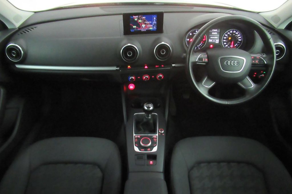 USED 2014 14 AUDI A3 1.6 TDI SE 5d 