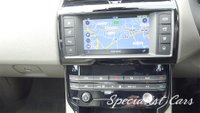 USED 2015 15 JAGUAR XE 2.0 GTDI SE 4d 197 BHP 