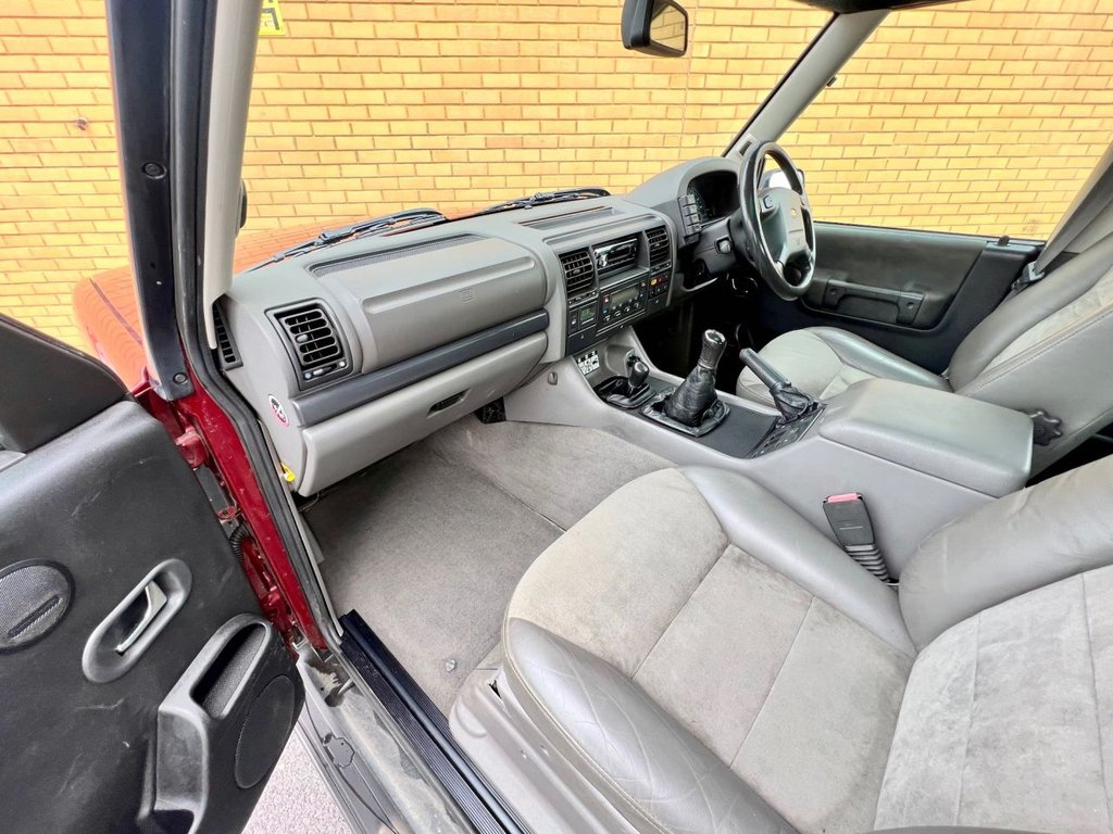 USED 2000 W LAND ROVER DISCOVERY 2 GS // 4.0L // V8 // Manual // 4x4 // Px Swap 