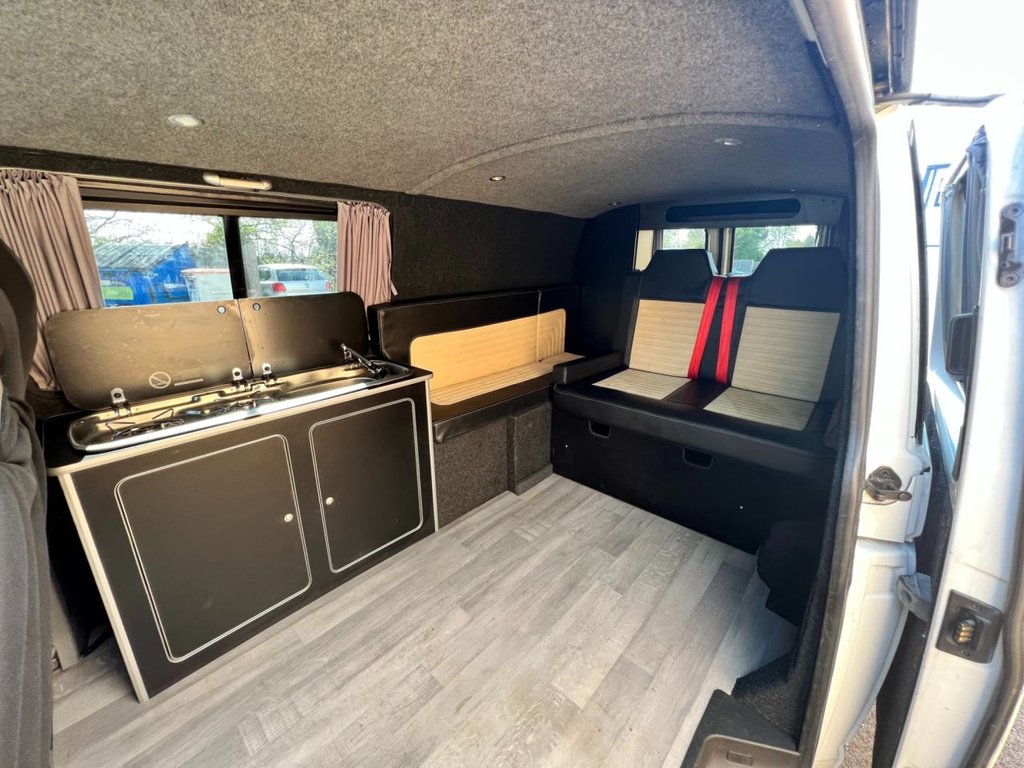 USED 2004 04 VOLKSWAGEN TRANSPORTER T5 CAMPER 2.5TDI // T30 //  LWB // 129 BHP // Px swap 