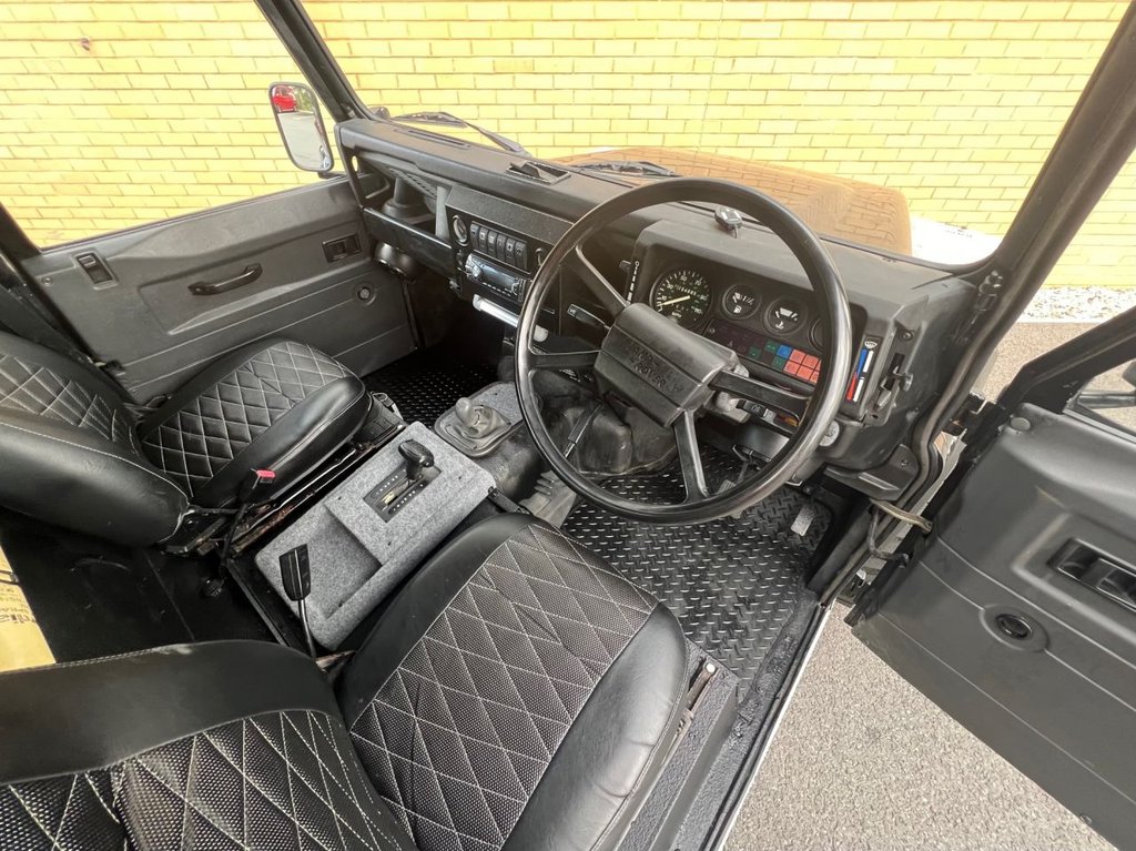 USED 1988 F LAND ROVER DEFENDER 90 2.5 // AUTOMATIC // US EXPORT // Px swap 