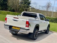 USED 2016 66 TOYOTA HI-LUX 2.4 INVINCIBLE X 4WD D-4D DCB 148 BHP ** NO VAT **  LOW MILES + 2 KEYS