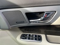 USED 2014 64 JAGUAR XF 3.0 D V6 PREMIUM LUXURY 4d 240 BHP HEATED/COOLED SEATS, MERIDIAN SOUND