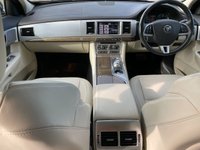 USED 2014 64 JAGUAR XF 3.0 D V6 PREMIUM LUXURY 4d 240 BHP HEATED/COOLED SEATS, MERIDIAN SOUND