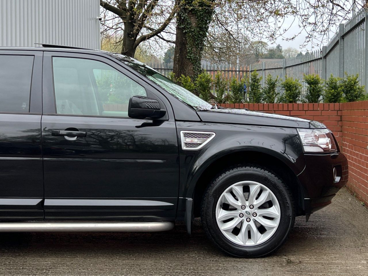 2013 13 LAND ROVER FREELANDER 2.2 SD4 HSE CommandShift 4WD Euro 5 5dr