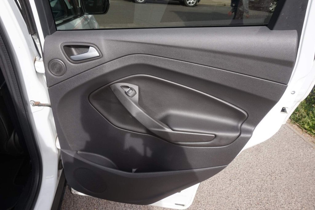 USED 2015 65 FORD KUGA 2.0 TDCi Titanium 2WD 5dr DIESEL/JUST ARRIVED!!