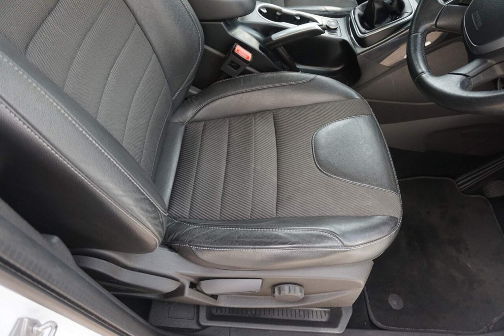 USED 2015 65 FORD KUGA 2.0 TDCi Titanium 2WD 5dr DIESEL/JUST ARRIVED!!