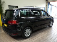 USED 2017 17 VOLKSWAGEN SHARAN 2.0 SE TDI BLUEMOTION TECHNOLOGY DSG 5d 148 BHP 7 SEAT BLUETOOTH PARKING SENSORS