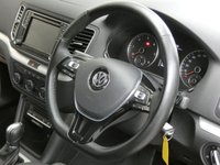 USED 2017 17 VOLKSWAGEN SHARAN 2.0 SE TDI BLUEMOTION TECHNOLOGY DSG 5d 148 BHP 7 SEAT BLUETOOTH PARKING SENSORS