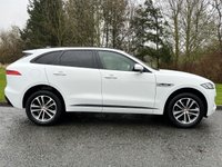 USED 2017 17 JAGUAR F-PACE 2.0 R-SPORT AWD 5d 178 BHP Privacy, NAV, DAB, Sensors
