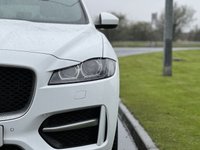 USED 2017 17 JAGUAR F-PACE 2.0 R-SPORT AWD 5d 178 BHP Privacy, NAV, DAB, Sensors