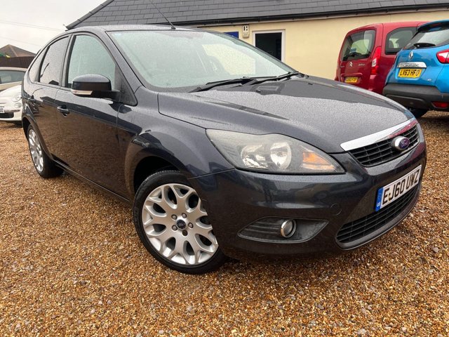2010 60 Ford Focus 1.8 ZETEC 5d 125 BHP