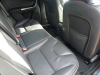 USED 2016 16 VOLVO XC60 2.4 D4 R-DESIGN LUX NAV AWD 5d 187 BHP www.suffolkcarcentre.co.uk - Located at Reydon