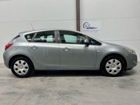 USED 2011 60 VAUXHALL ASTRA 1.7 EXCLUSIV CDTI 5d 108 BHP &pound;30Tax,Cruise Control