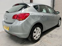 USED 2011 60 VAUXHALL ASTRA 1.7 EXCLUSIV CDTI 5d 108 BHP &pound;30Tax,Cruise Control