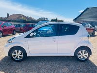 USED 2011 61 TOYOTA AYGO 1.0 VVT-I GO 5d 67 BHP FSH - 10 services and Sat Nav