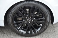 USED 2017 67 LAND ROVER RANGE ROVER SPORT 3.0 SDV6 HSE DYNAMIC 5d 306 BHP STEALTH PACK  L/ROVER REAR ENTERTAINMENT 1 OWNER
