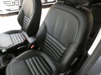USED 2017 17 SKODA YETI OUTDOOR 1.2 SE L DRIVE TSI 5d 109 BHP SAT NAV LEATHER HEATED SEATS