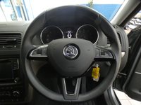 USED 2017 17 SKODA YETI OUTDOOR 1.2 SE L DRIVE TSI 5d 109 BHP SAT NAV LEATHER HEATED SEATS
