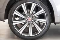 USED 2017 17 JAGUAR F-PACE 2.0 R-SPORT AWD 5d 178 BHP + NATIONWIDE HOME DELIVERY +
