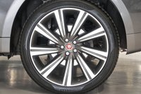 USED 2017 17 JAGUAR F-PACE 2.0 R-SPORT AWD 5d 178 BHP + NATIONWIDE HOME DELIVERY +