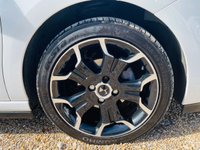 USED 2013 13 CITROEN DS3 1.6 DSTYLE PLUS 3d 120 BHP Stunning Two Tone Black and White Edition